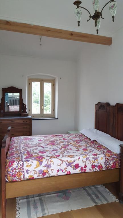 Готель Rural House Rondini Camposasco Екстер'єр фото